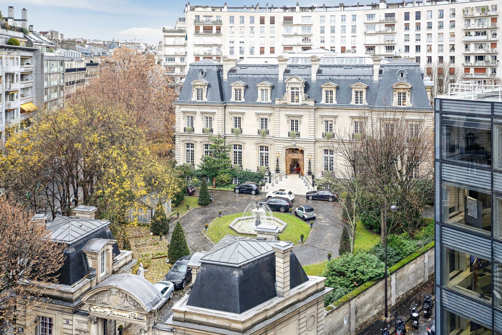 luxury apartment 6 rooms for sale on PARIS (75016) Sale Luxury apartment 6 rooms 3 bedrooms Paris 16 (75016)