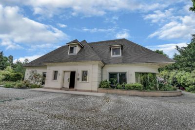 Sale Luxury house Le Chesnay 9&nbsp;Rooms 737&nbsp;m²