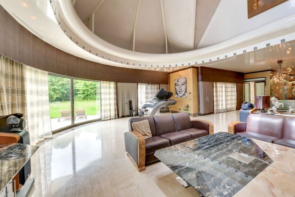 Vente Maison de luxe Le Chesnay 9 Pièces 737 m²