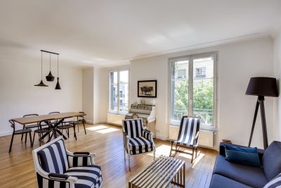 Sale Luxury apartment Neuilly-sur-Seine 5&nbsp;Rooms 109&nbsp;m²