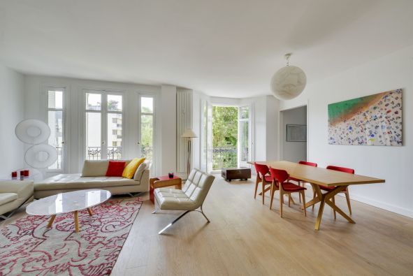 Sale Luxury apartment Neuilly-sur-Seine 6&nbsp;Rooms 147&nbsp;m²