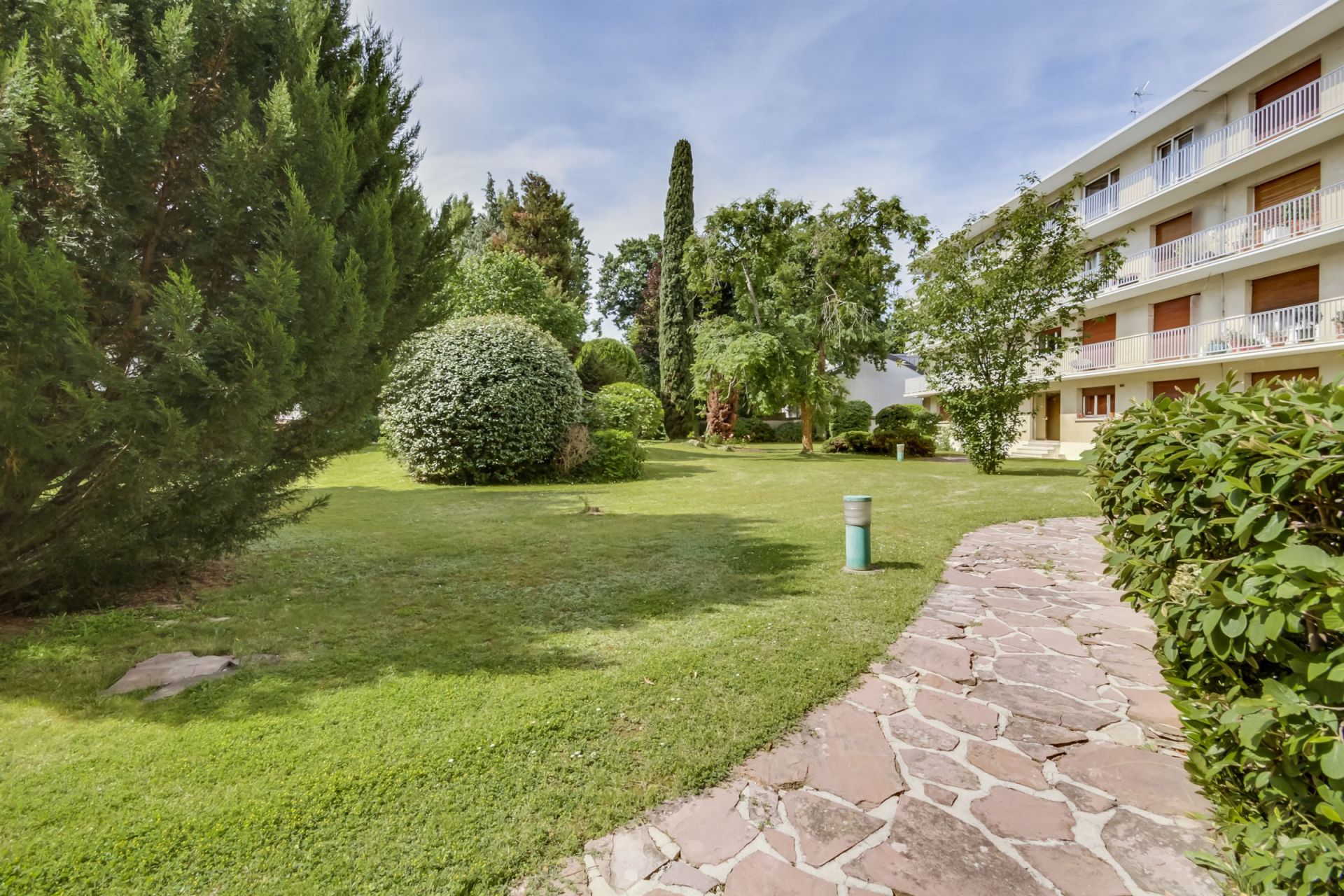 appartement de luxe 4 pièces en vente sur NEUILLY SUR SEINE (92200) Vente Appartement de luxe 4 pièces 2 chambres Neuilly Sur Seine (92200)