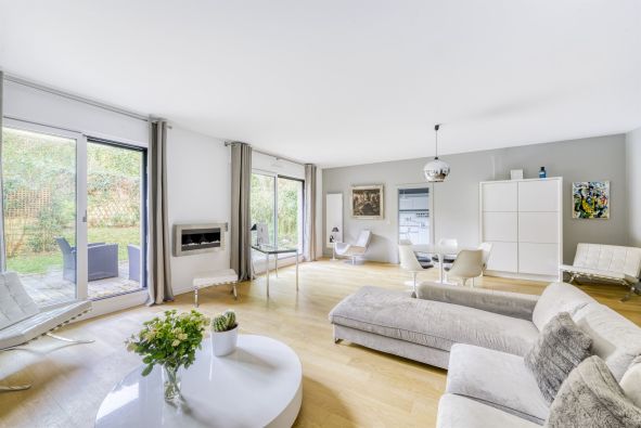 Vente Appartement de luxe Neuilly-sur-Seine 4&nbsp;Pièces 115.42&nbsp;m²