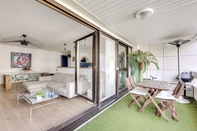 luxury apartment 3 Rooms for sale on LEVALLOIS PERRET (92300)