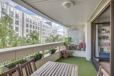 Sale Luxury apartment Levallois-Perret 3&nbsp;Rooms 76&nbsp;m²