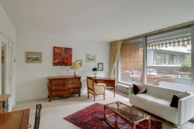 Sale Luxury apartment Neuilly-sur-Seine 2&nbsp;Rooms 66&nbsp;m²