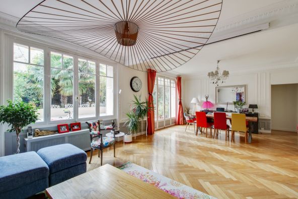 Sale Luxury apartment Neuilly-sur-Seine 6&nbsp;Rooms 145&nbsp;m²