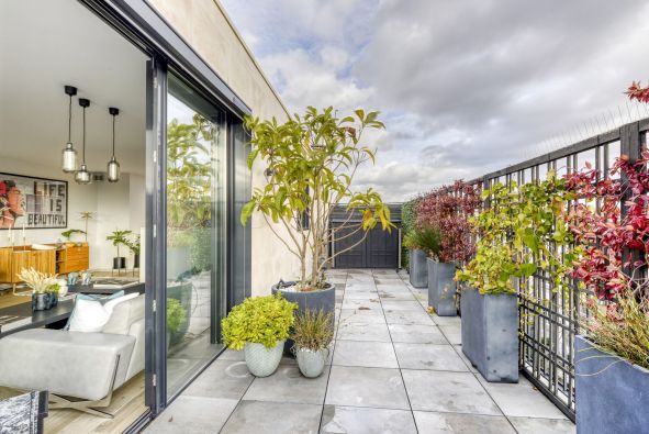 Sale Luxury apartment Neuilly-sur-Seine 5 Rooms 128 m²