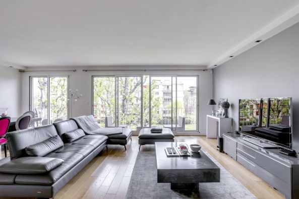 Vente Appartement de luxe Neuilly-sur-Seine 5&nbsp;Pièces 109.78&nbsp;m²