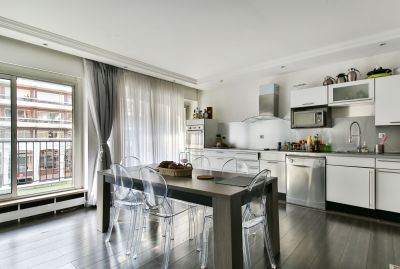 Sale Luxury apartment Neuilly-sur-Seine 4&nbsp;Rooms 110&nbsp;m²