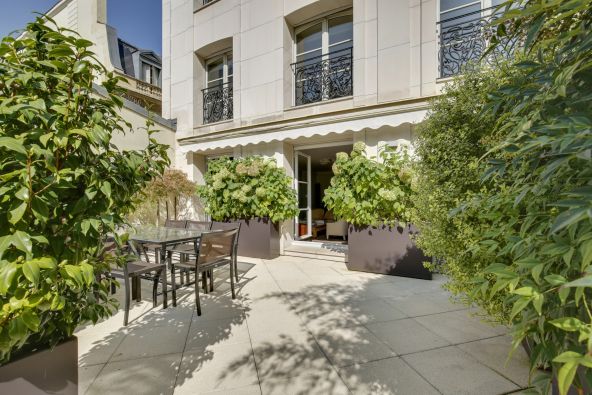 Sale Luxury apartment Paris 16 5&nbsp;Rooms 191&nbsp;m²
