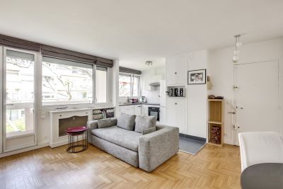 Sale Luxury apartment Neuilly-sur-Seine 3&nbsp;Rooms 60.5&nbsp;m²