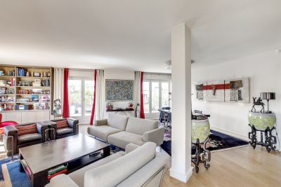 Vente Appartement de luxe Paris 18 5&nbsp;Pièces 119.1&nbsp;m²