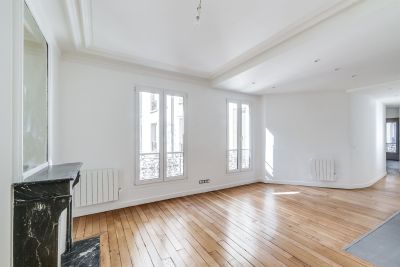 Sale Luxury apartment Paris 17 3&nbsp;Rooms 57.55&nbsp;m²
