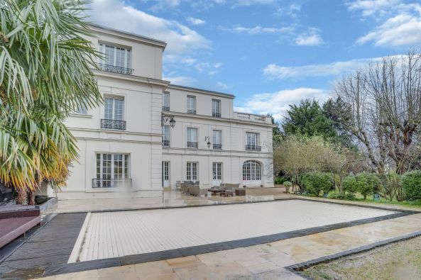 Vente Maison de luxe Saint-Cloud 12&nbsp;Pièces 560&nbsp;m²