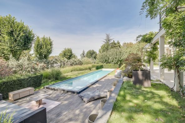 Sale Luxury house Rueil-Malmaison 10&nbsp;Rooms 400&nbsp;m²