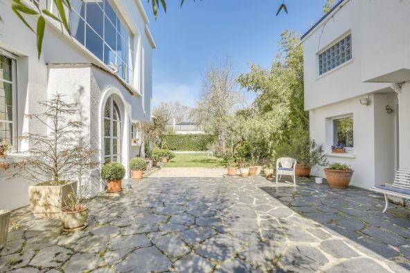 Sale Architect's house Rueil-Malmaison 8&nbsp;Rooms 200&nbsp;m²
