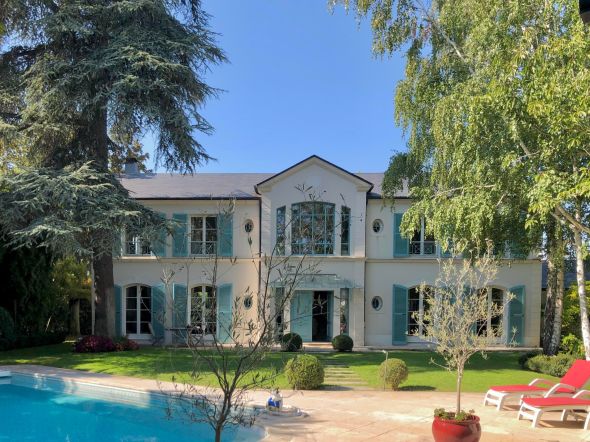 Sale Luxury house Le Vésinet 10&nbsp;Rooms 417&nbsp;m²