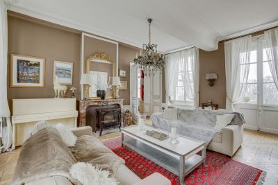 Sale Manor house Neauphle-le-Château 10&nbsp;Rooms 400&nbsp;m²