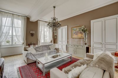 Sale Manor house Neauphle-le-Château 10&nbsp;Rooms 400&nbsp;m²