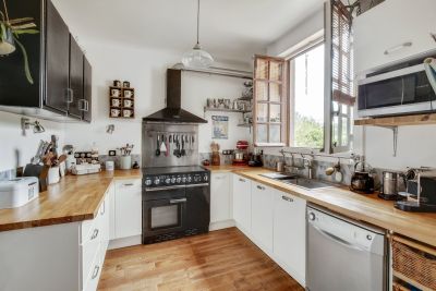 Sale Luxury house Bazoches-sur-Guyonne 6&nbsp;Rooms 260&nbsp;m²