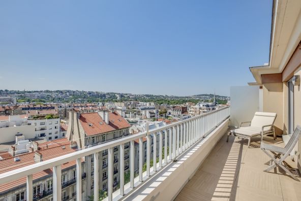 Sale Luxury apartment Boulogne-Billancourt 8 Rooms 150 m²