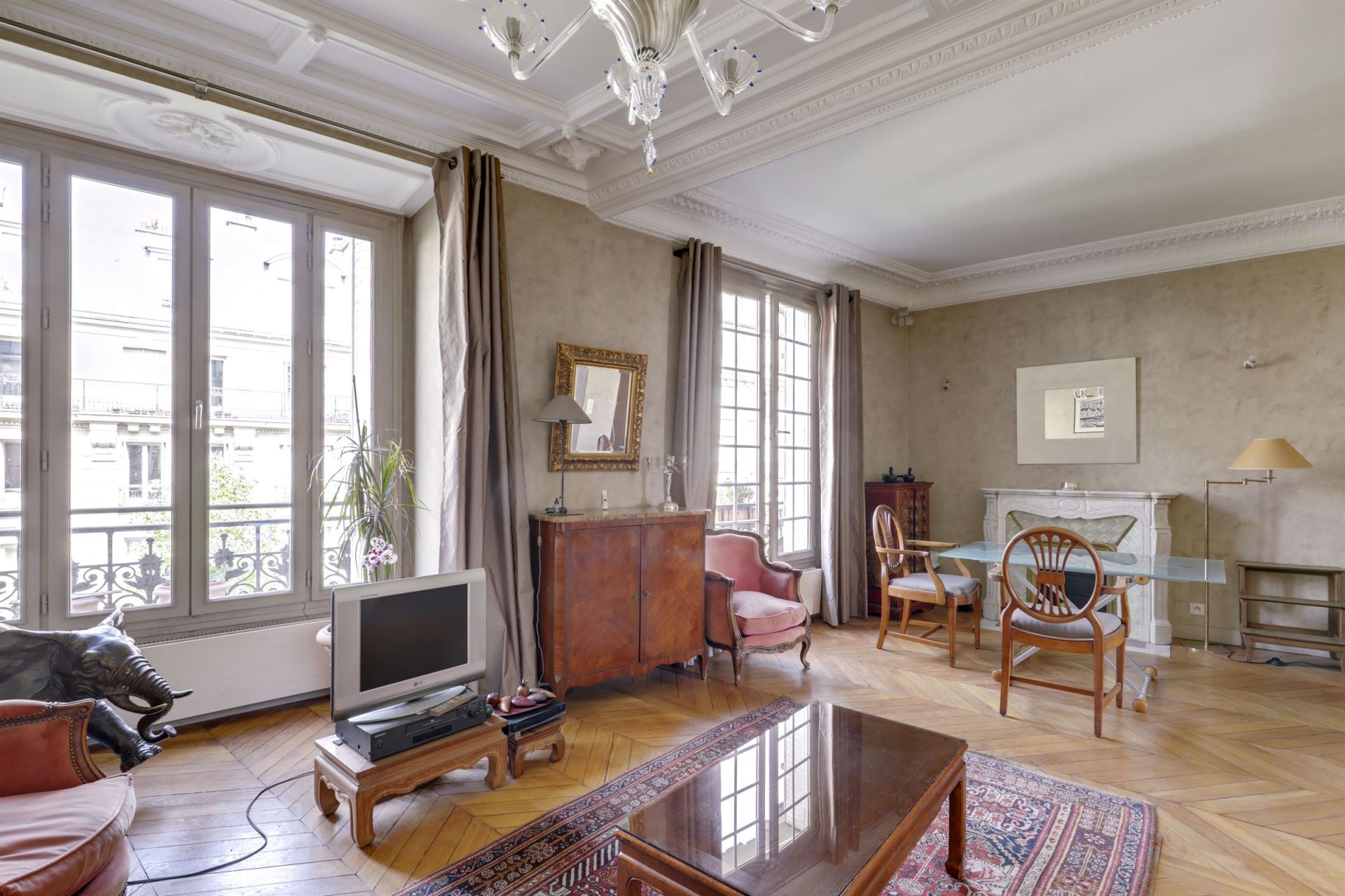 maison de luxe 9 pièces en vente sur GARCHES (92380) Vente Maison de luxe 9 pièces 5 chambres Garches (92380)