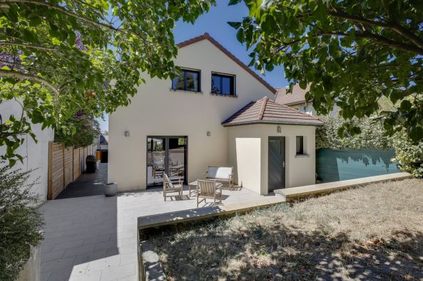 Vente Maison de luxe Rueil-Malmaison 7&nbsp;Pièces 215&nbsp;m²