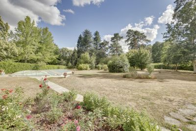 Sale Luxury house Poigny-la-Forêt 9&nbsp;Rooms 440&nbsp;m²
