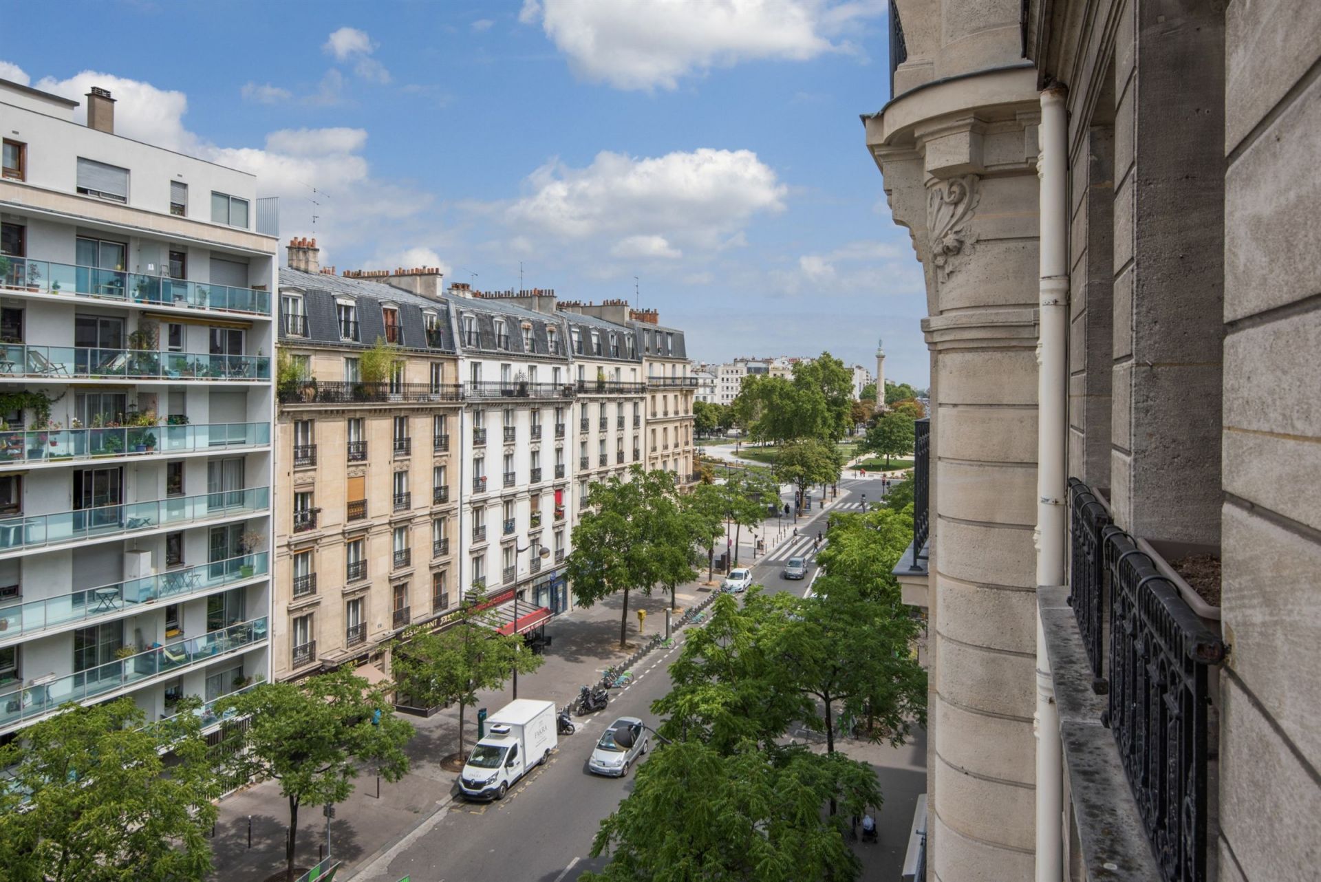 luxury apartment 5 rooms for sale on PARIS (75116) Sale Luxury apartment 5 rooms 3 bedrooms Paris 16 (75116)