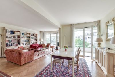 Sale Luxury apartment Neuilly-sur-Seine 4&nbsp;Rooms 144&nbsp;m²