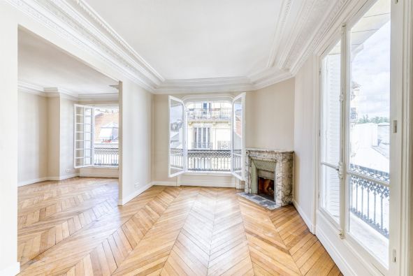 Vente Appartement de luxe Paris 17 4&nbsp;Pièces 83&nbsp;m²