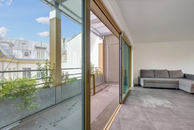 Sale Luxury apartment Paris 3 4&nbsp;Rooms 131&nbsp;m²