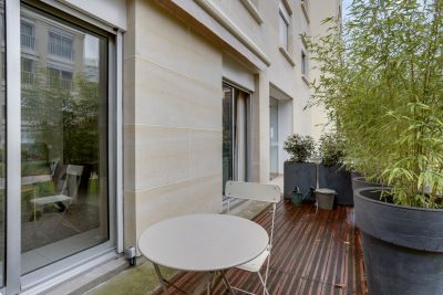 Rental Luxury apartment Neuilly-sur-Seine 1&nbsp;room 23.51&nbsp;m²
