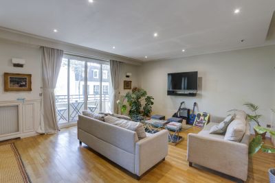 Rental Luxury apartment Neuilly-sur-Seine 3&nbsp;Rooms 104&nbsp;m²