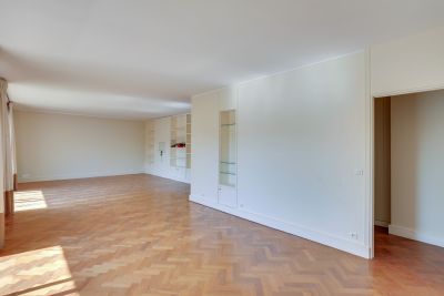 Rental Luxury apartment Paris 8 3&nbsp;Rooms 139&nbsp;m²