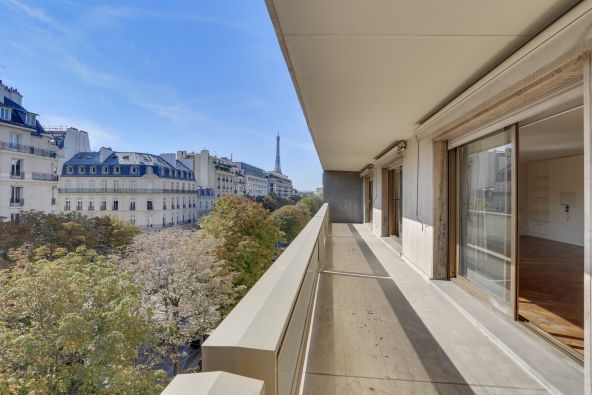Rental Luxury apartment Paris 8 3&nbsp;Rooms 139&nbsp;m²