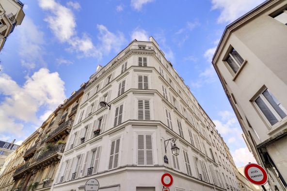Sale Luxury apartment Paris 17 3&nbsp;Rooms 46&nbsp;m²