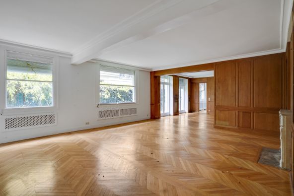 Sale Luxury apartment Paris 16 7&nbsp;Rooms 232.37&nbsp;m²
