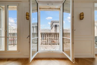 Vente Appartement de luxe Paris 8 5&nbsp;Pièces 180&nbsp;m²