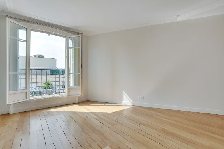 luxury apartment 3 Rooms for rent on PARIS (75015)
