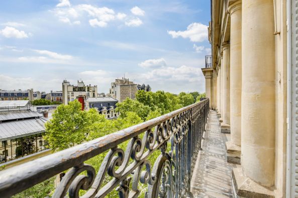 Vente Appartement de luxe Paris 17 4&nbsp;Pièces 172&nbsp;m²