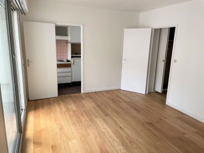 Vente Studio de luxe Paris 18 1&nbsp;pièce 27.34&nbsp;m²