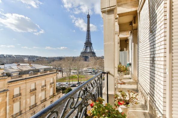 Sale Luxury apartment Paris 7 6&nbsp;Rooms 166&nbsp;m²