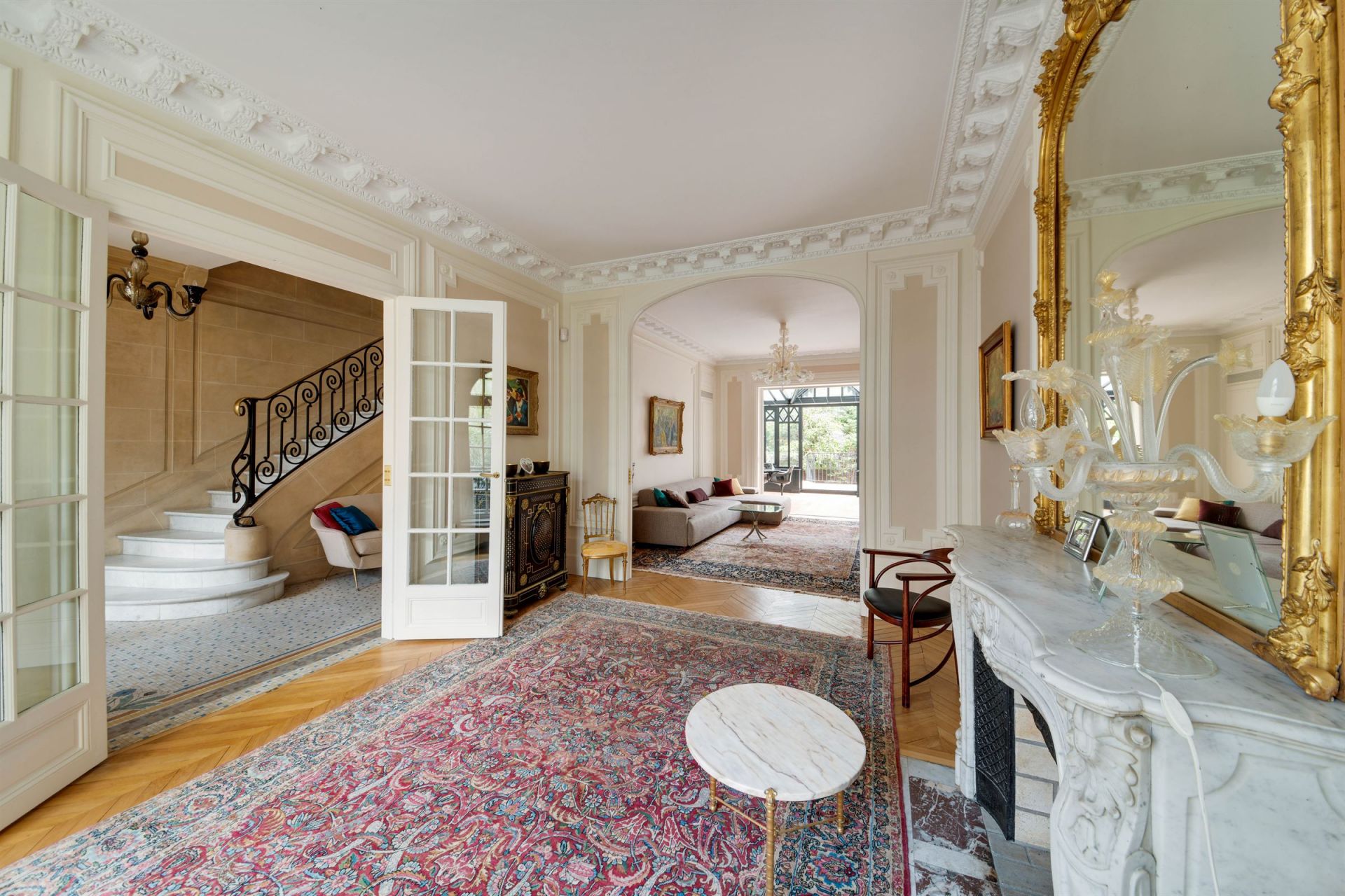 luxury apartment 1 room for sale on PARIS (75006) Sale Luxury apartment 1 room Paris 6 (75006)