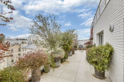 Sale Luxury apartment Paris 10 3&nbsp;Rooms 60&nbsp;m²