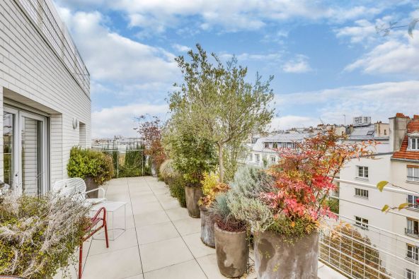 Vente Appartement de luxe Paris 10 3 Pièces 60 m²