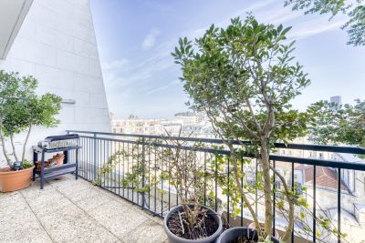 Sale Luxury apartment Paris 15 3&nbsp;Rooms 72&nbsp;m²