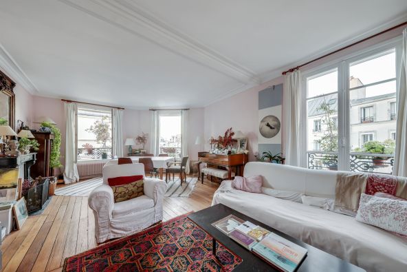 Sale Luxury apartment Paris 11 6&nbsp;Rooms 126&nbsp;m²