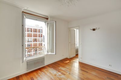 Sale Luxury apartment Paris 11 2&nbsp;Rooms 30&nbsp;m²